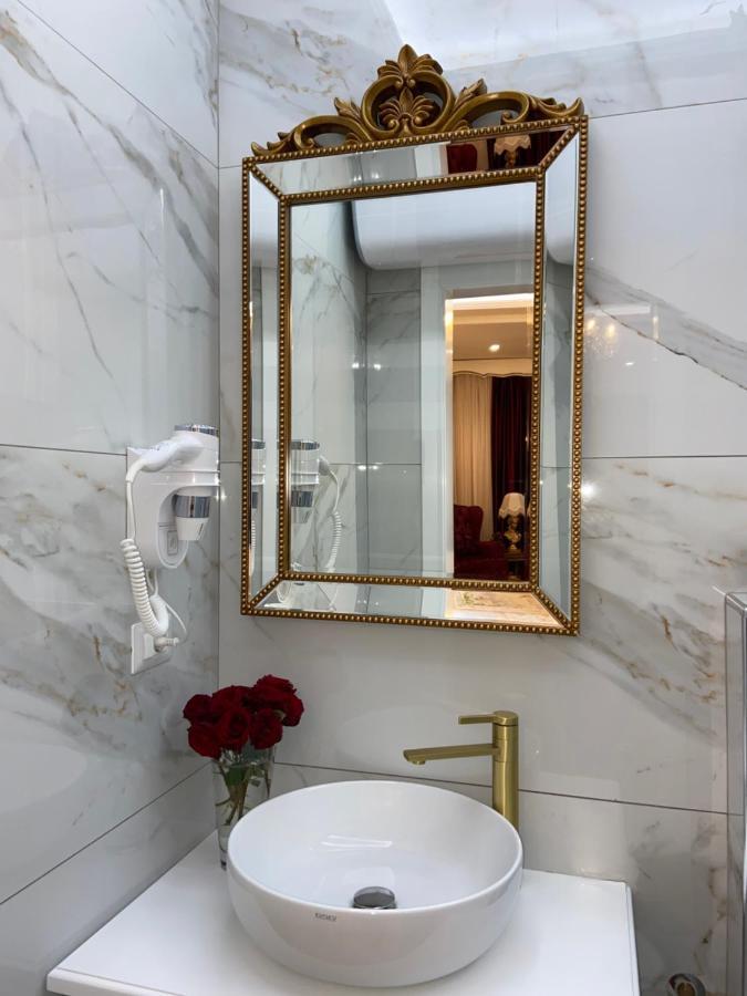 Royal Suite Korca Bagian luar foto